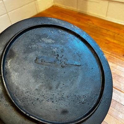 Cast Iron Pan with a Bacon Press