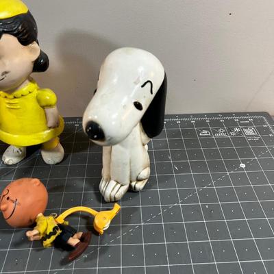 "GOOD GREIF Charlie Brown!" Chalkware Plus Lot