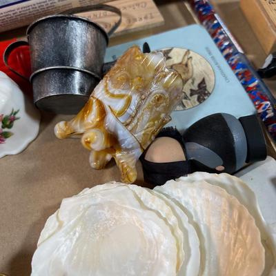Lot of Miniatures; figurines and such