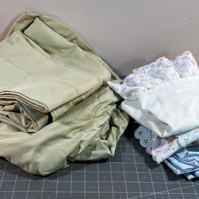 Full Size Fitted Sheet Set with Extra Pillow Cases