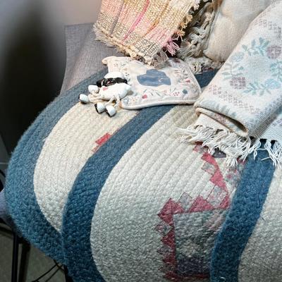 Vintage Look! Country Farm Dusty Blue & Mauve DÃ©cor' 