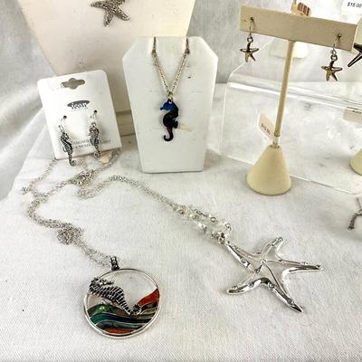 485 Silver & Gold Starfish Lot