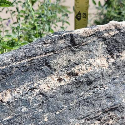 12" - 5" Large Landscaping Rocks