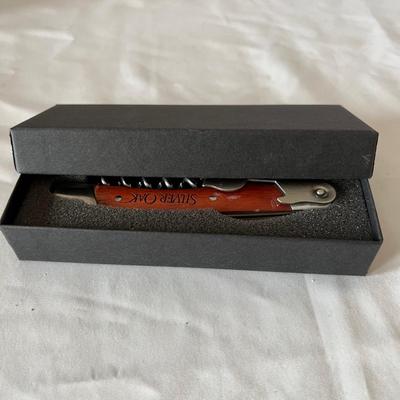 Wine Connoisseur  (K-MK)