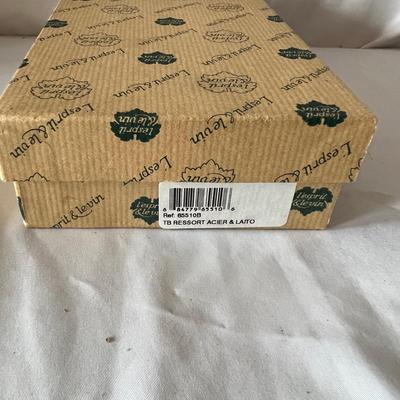 Wine Connoisseur  (K-MK)