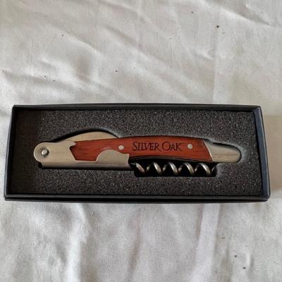 Wine Connoisseur  (K-MK)