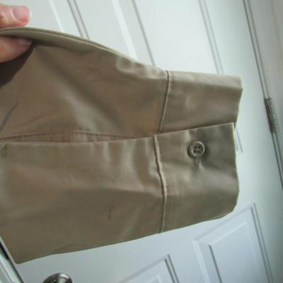 Lot 112:  Vintage Men's Button Down Shirt, 20 5