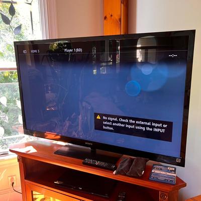 Sony 55" LCD 3D LED TV w Remote