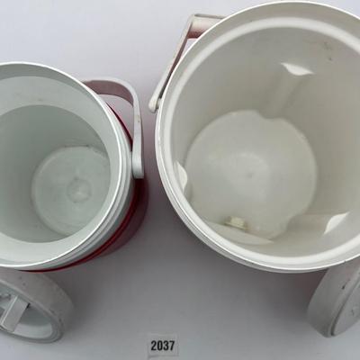 Igloo water jugs