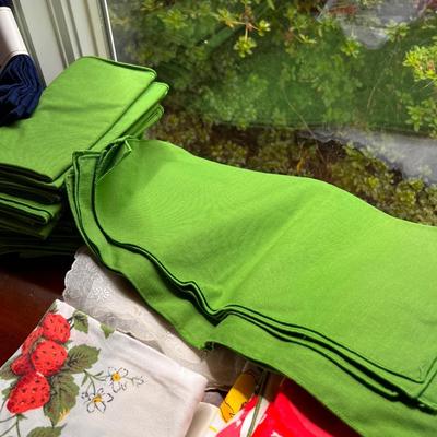 Large Vintage Table Linens Lot Incl. Vera - Great Vintage Graphics!