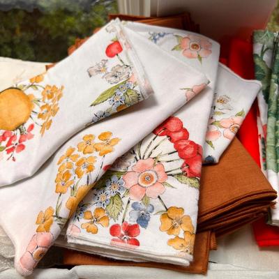 Large Vintage Table Linens Lot Incl. Vera - Great Vintage Graphics!