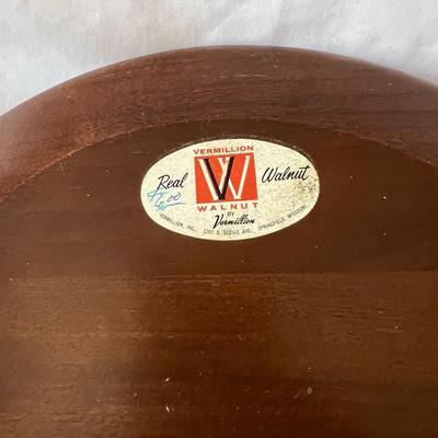 Large Assortment of Cheese Accessories (K-MK)