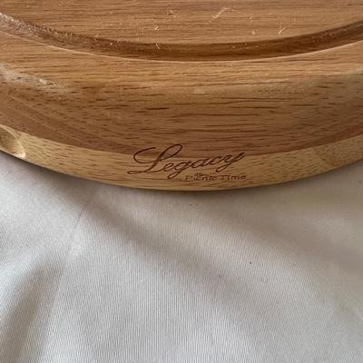 Large Assortment of Cheese Accessories (K-MK)