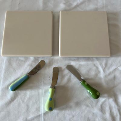 Large Assortment of Cheese Accessories (K-MK)