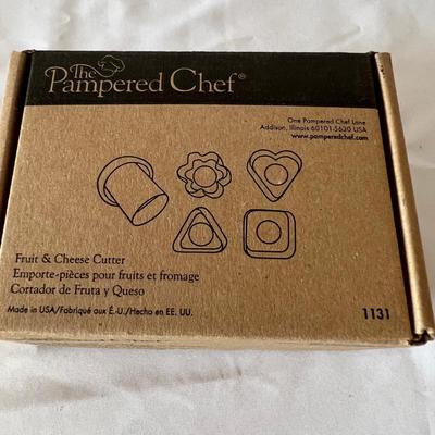 Large Assortment of Cheese Accessories (K-MK)