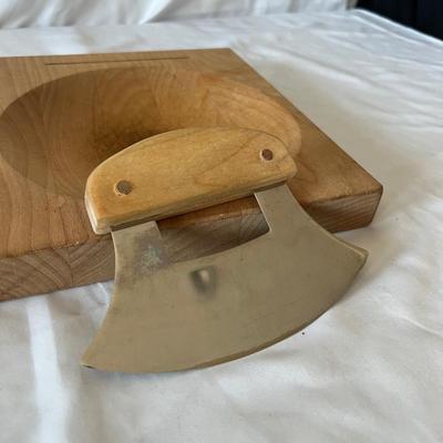 Large Assortment of Cheese Accessories (K-MK)