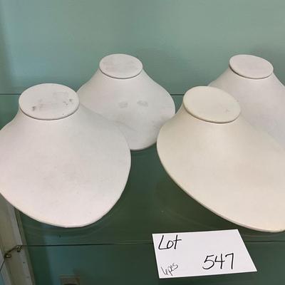 547 Set of 6 Low Neck Displays