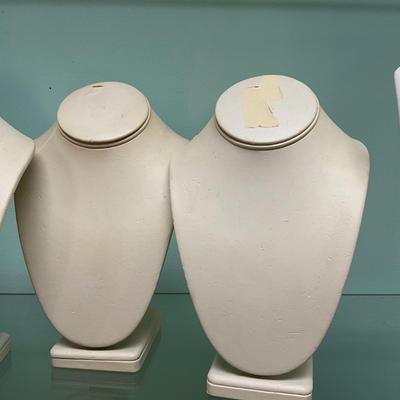 552 Lot of 6 Various Types of Neck Displays