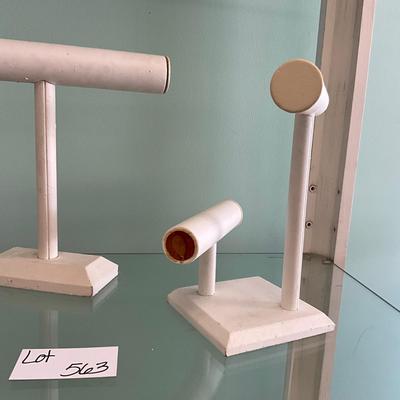 563 Set of 2 White T Bar Display Stands