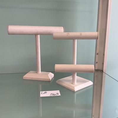 563 Set of 2 White T Bar Display Stands