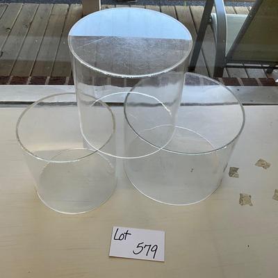 579 Set of 3 Round Acrylic Display Stands