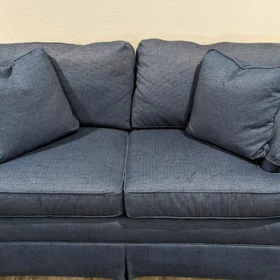 Bungalow Loveseat by Vanguard Furniture