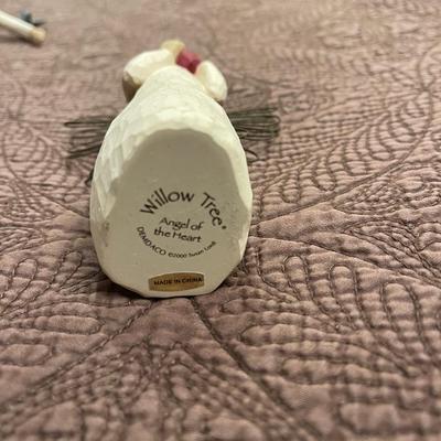 Willow Tree "Angel of the Heart"