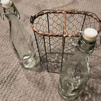 Bottle Holder w/ bottles