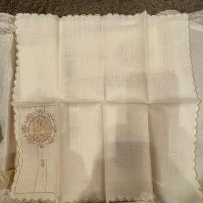 Vintage Napkins and Doilies