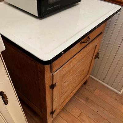 B Hoosier, Side Kitchen Cabinet Enamel Top