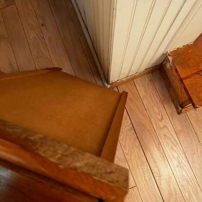 B Combo: Stool and Pin Bin