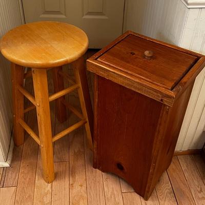 B Combo: Stool and Pin Bin
