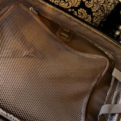 U Suit Case 