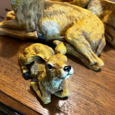 U Resin Deer Family