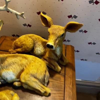 U Resin Deer Family