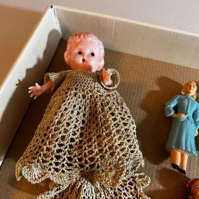UP -- Antique Dolls; Kewpie, Porcelain, Plastic, Doll Family from the 40's Celluloid