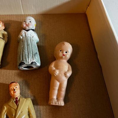UP -- Antique Dolls; Kewpie, Porcelain, Plastic, Doll Family from the 40's Celluloid