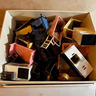UP -- House Full of IDEAL PLASTIC DOLL HOUSE FURNITURE