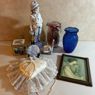 UP -- Many DÃ©cor' Items: Blue Vase Little Boy Blue Heart Pillow for Wedding etc.