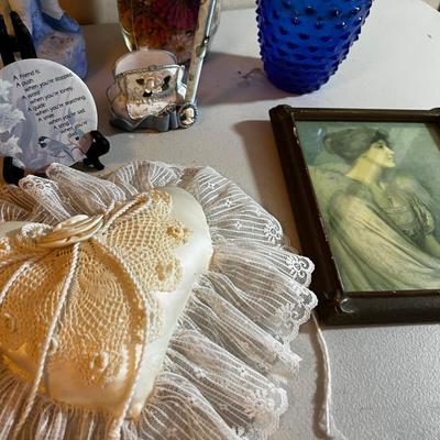 UP -- Many DÃ©cor' Items: Blue Vase Little Boy Blue Heart Pillow for Wedding etc.