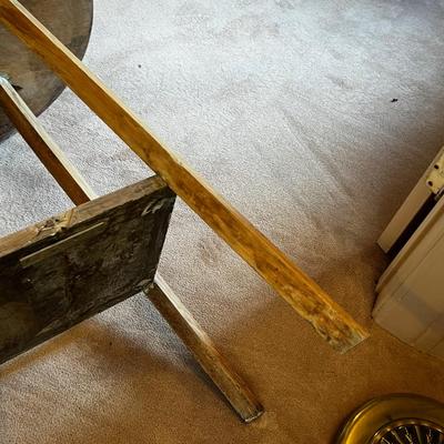 UP -- Antique Round OAK Table, Arts & Crafts Style 