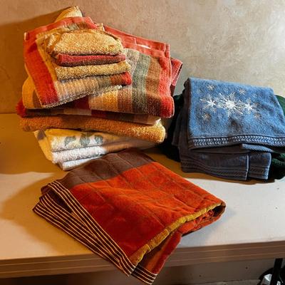 UP -- PILE-O-TOWELS 