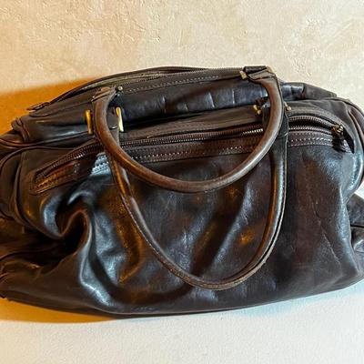 UP -- AWESOME Vintage Leather Duffel from Italy