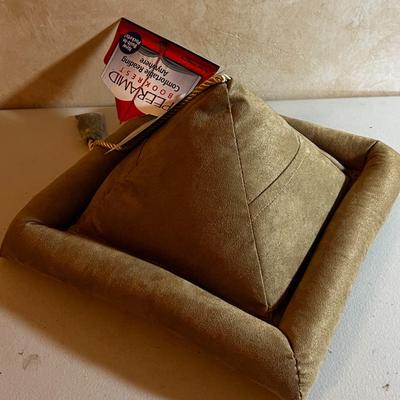 UP -- NEW Tablet or Book holder 