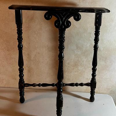 Up -- Half Round Table 