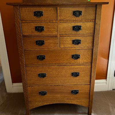 UP --STICKLEY  Harvey Ellis Nine-Drawer Chest 