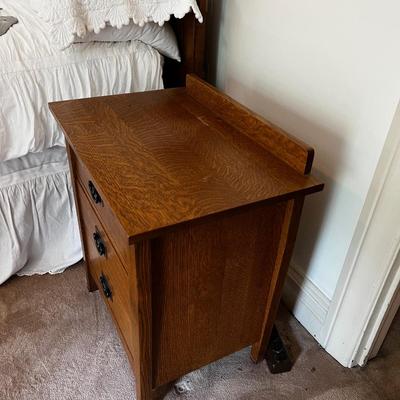 UP --STICKLEY Harvey Ellis Style Night Stand