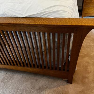 UP -- Stickley  KING SIZE MISSION STYLE BED, NICE!!! 