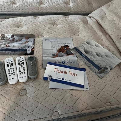 UP -- SPLIT PILLOW TOP SLEEP NUMBER BED FLEX PLUS 4 Remotes MATTRESS AND BOX with Motors