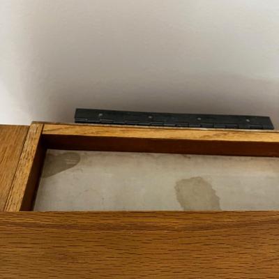 UP -- Jewelry Box 